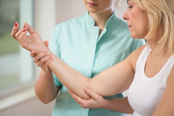 Oticanje zgloba ramena što učiniti - Karcinom